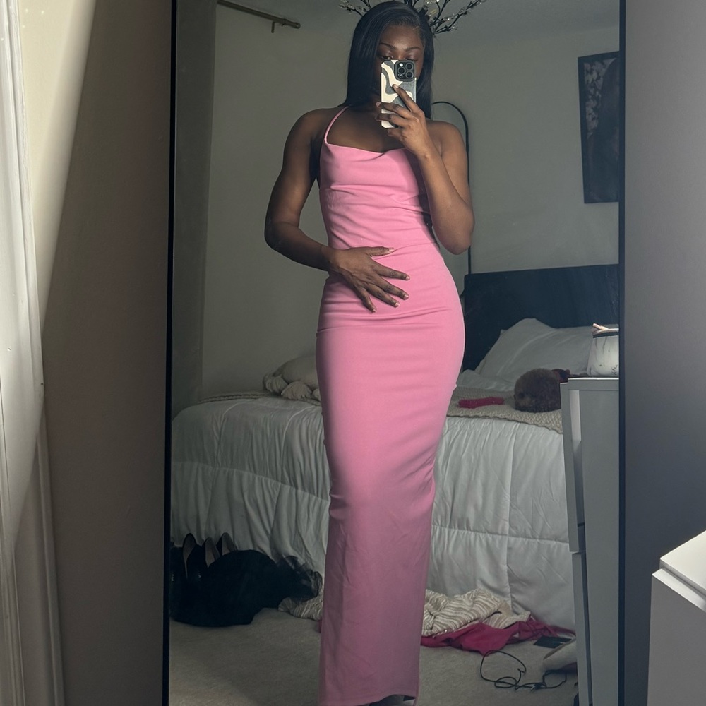 Elegant sexy pink dress for special occasions